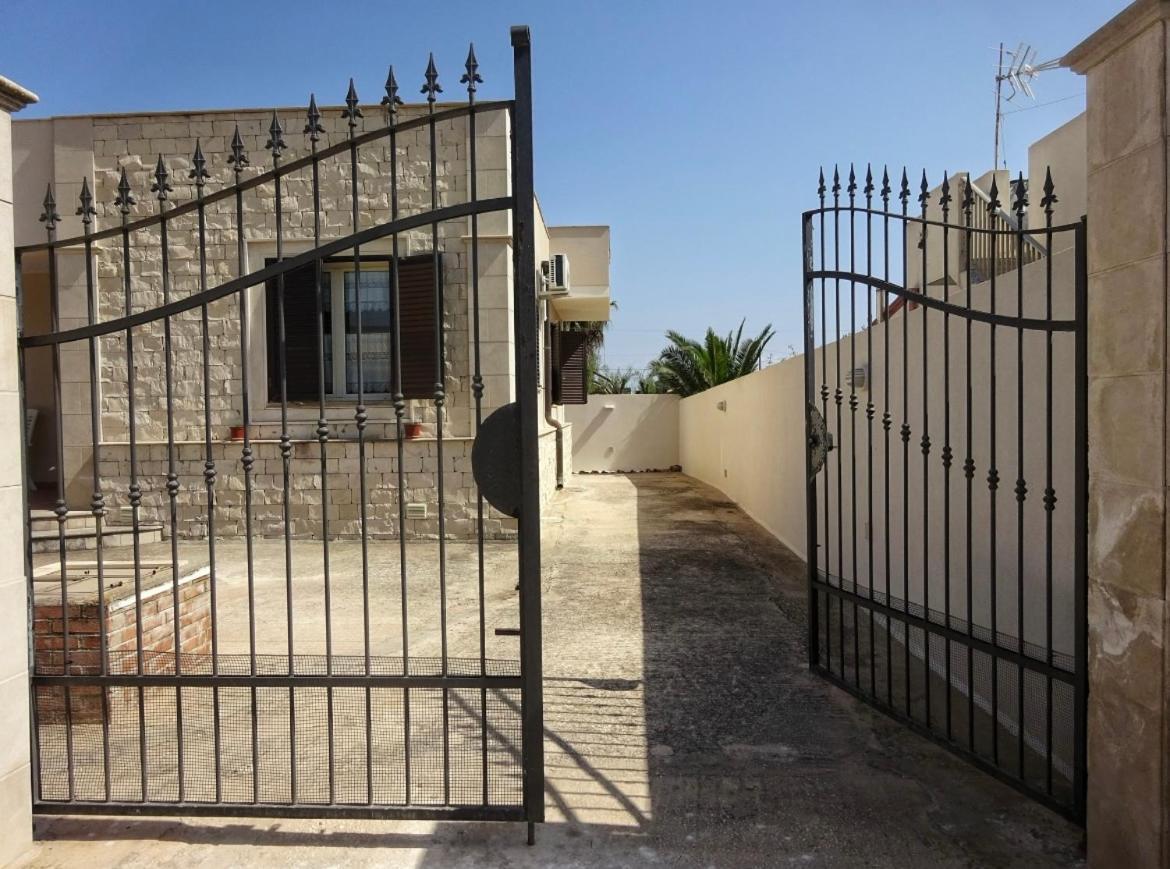 La Pietra Bianca Villa Portopalo Di Capo Passero Eksteriør billede