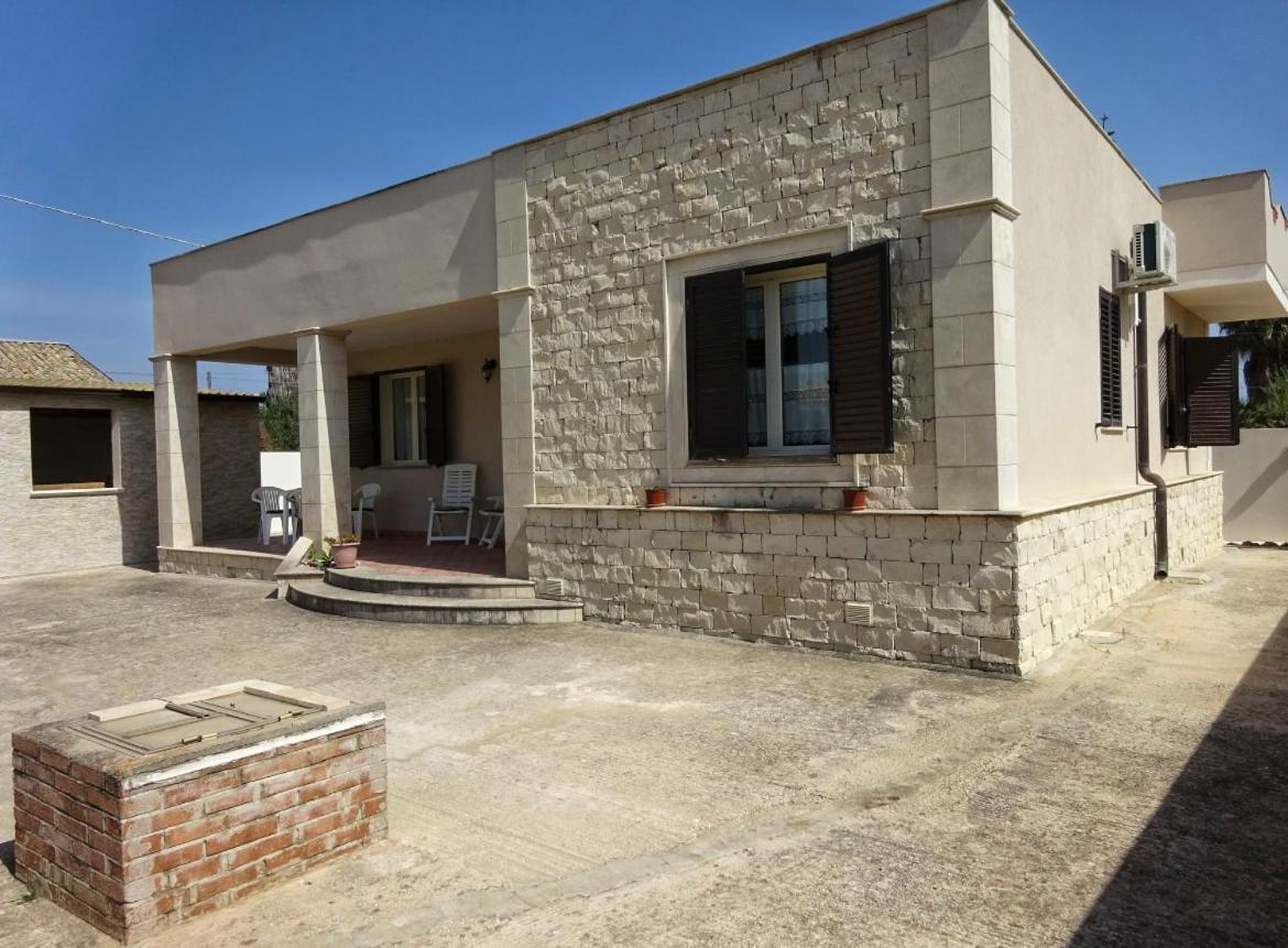 La Pietra Bianca Villa Portopalo Di Capo Passero Eksteriør billede