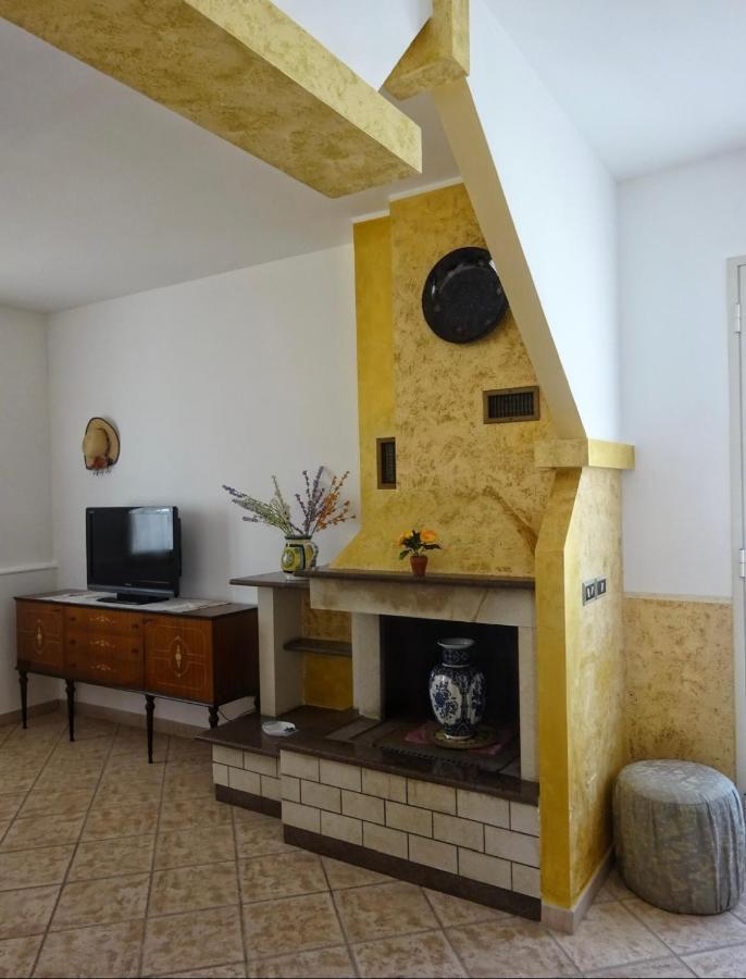 La Pietra Bianca Villa Portopalo Di Capo Passero Eksteriør billede